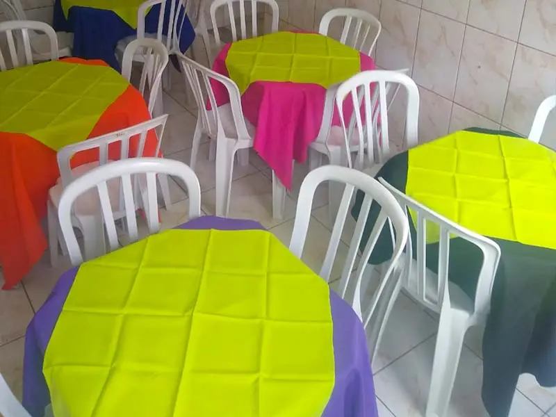 Locação de Mesas, Cadeiras e Toalhas
